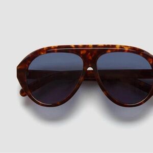 Past midnight Tortoise Shell Aviator Sunglasses
